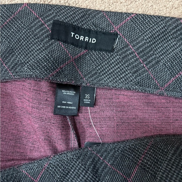 Torrid 3S - Picture 3 of 4